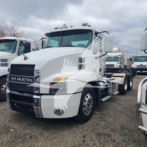 2019 MACK ANTHEM 64T Daycab # 2019 MACK ANTHEM 64T Daycab #