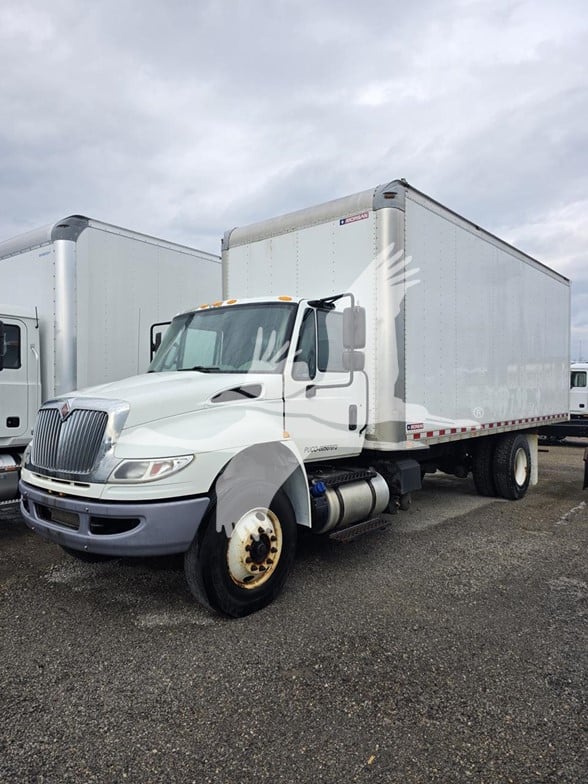 2016 INTERNATIONAL DURASTAR 4300 Box Van Truck #