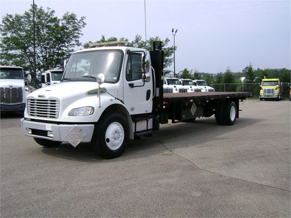 2014 FREIGHTLINER BUSINESS CLASS M2 106 FLATBED TRUCK #915273