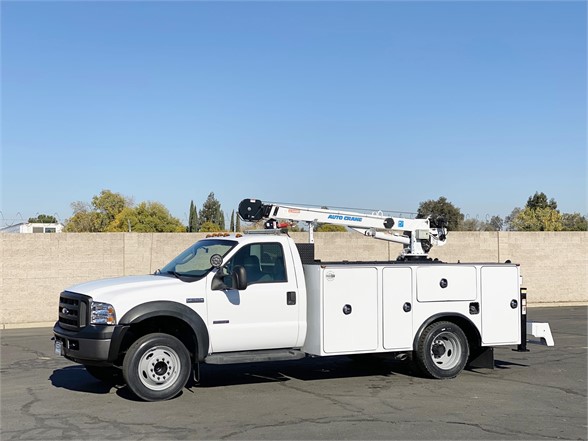 Service - Utility Trucks For Sale