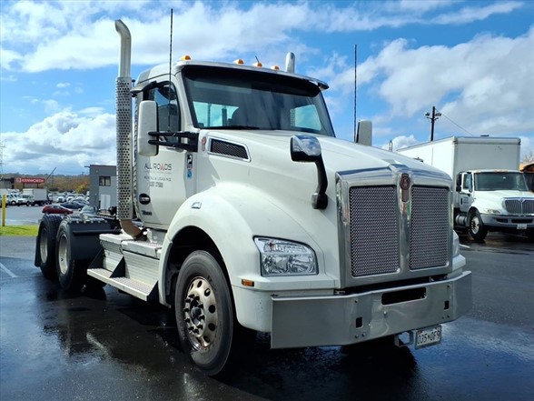 2023 KENWORTH T880 Daycab # 2023 KENWORTH T880 Daycab #
