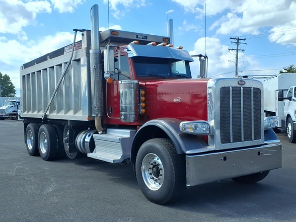 2022-peterbilt-389-dump-truck #1486002