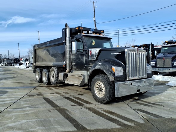 2026 KENWORTH W990 Dump Truck #