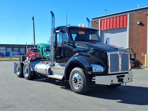 2026 KENWORTH T880 Daycab # 2026 KENWORTH T880 Daycab #