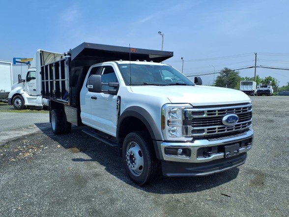 2025-ford-f450-landscape-truck #1462055
