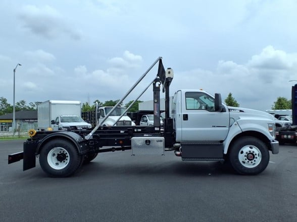 2026 FORD F750 SD Hooklift Truck # 2026 FORD F750 SD Hooklift Truck #