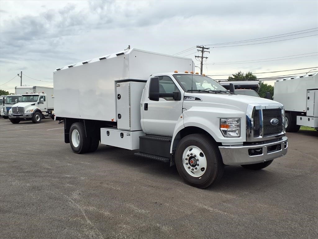 2027-ford-f750-sd-chipper-truck #1492333