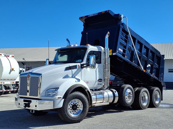 2025 KENWORTH T880 Dump Truck #