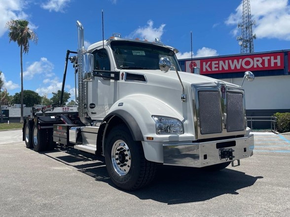 2025-kenworth-t880-roll-off-garbage-truck #1462183