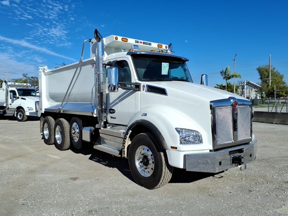 2026 KENWORTH T880 Dump Truck #