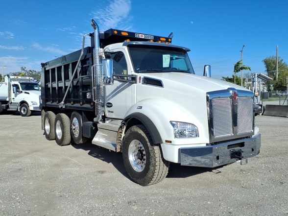 2026 KENWORTH T880 Dump Truck #