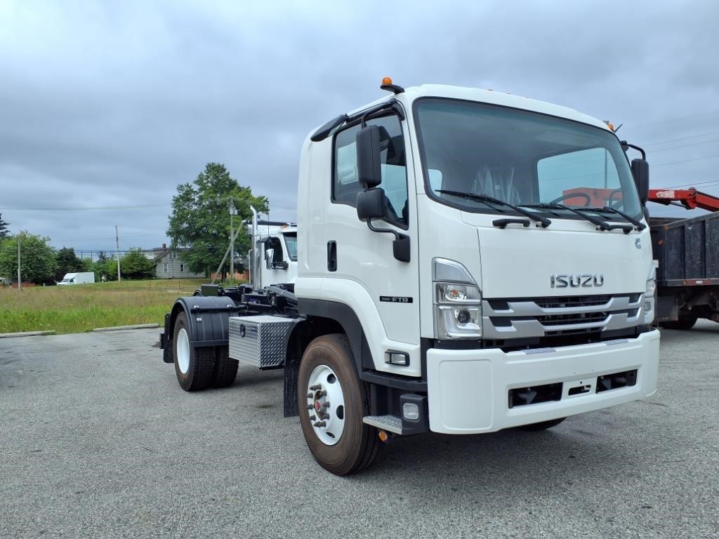 2025 ISUZU FTR Hooklift Truck # 2025 ISUZU FTR Hooklift Truck #