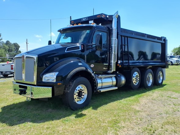 2025 KENWORTH T880 Dump Truck #