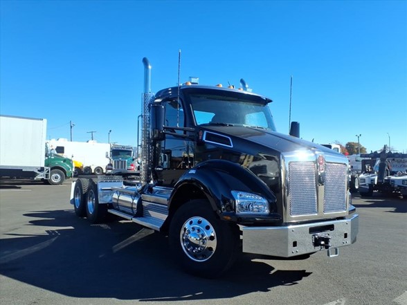 2026 KENWORTH T880 Daycab # 2026 KENWORTH T880 Daycab #