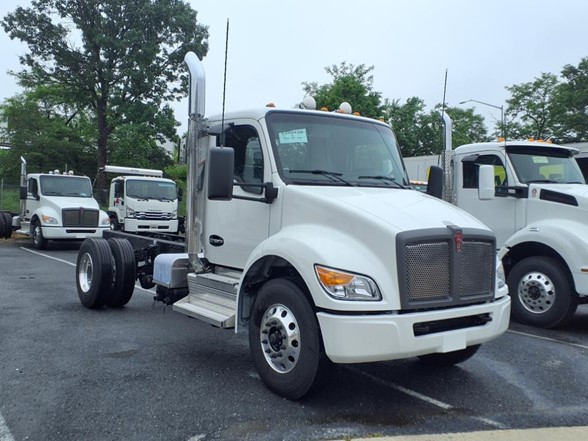 2026 KENWORTH T380 Cab Chassis Truck #