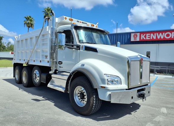 2025 KENWORTH T880 Dump Truck #