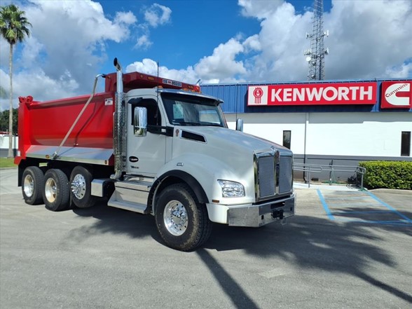 2025 KENWORTH T880 Dump Truck #